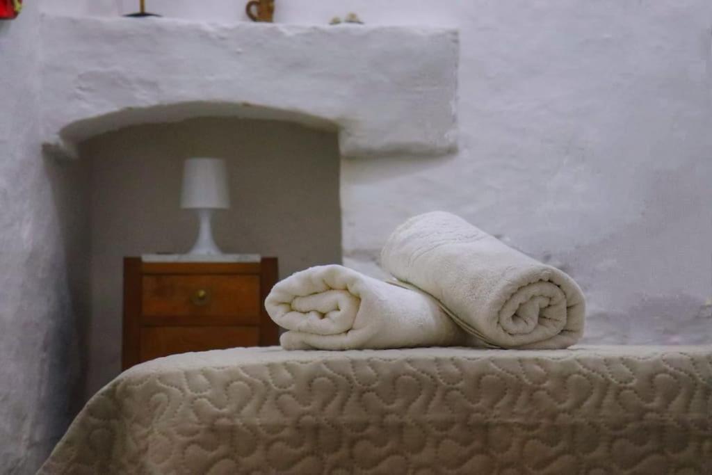 Вилла I Trulli D'A Ross Челье-Мессапика Экстерьер фото