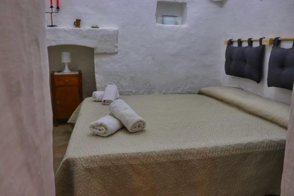 Вилла I Trulli D'A Ross Челье-Мессапика Экстерьер фото
