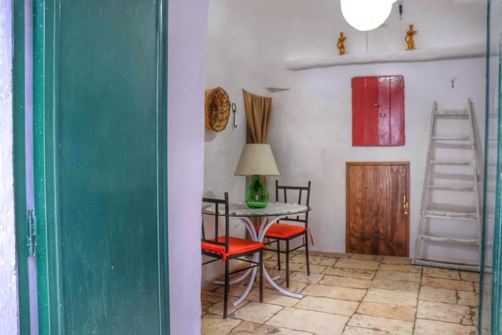 Вилла I Trulli D'A Ross Челье-Мессапика Экстерьер фото